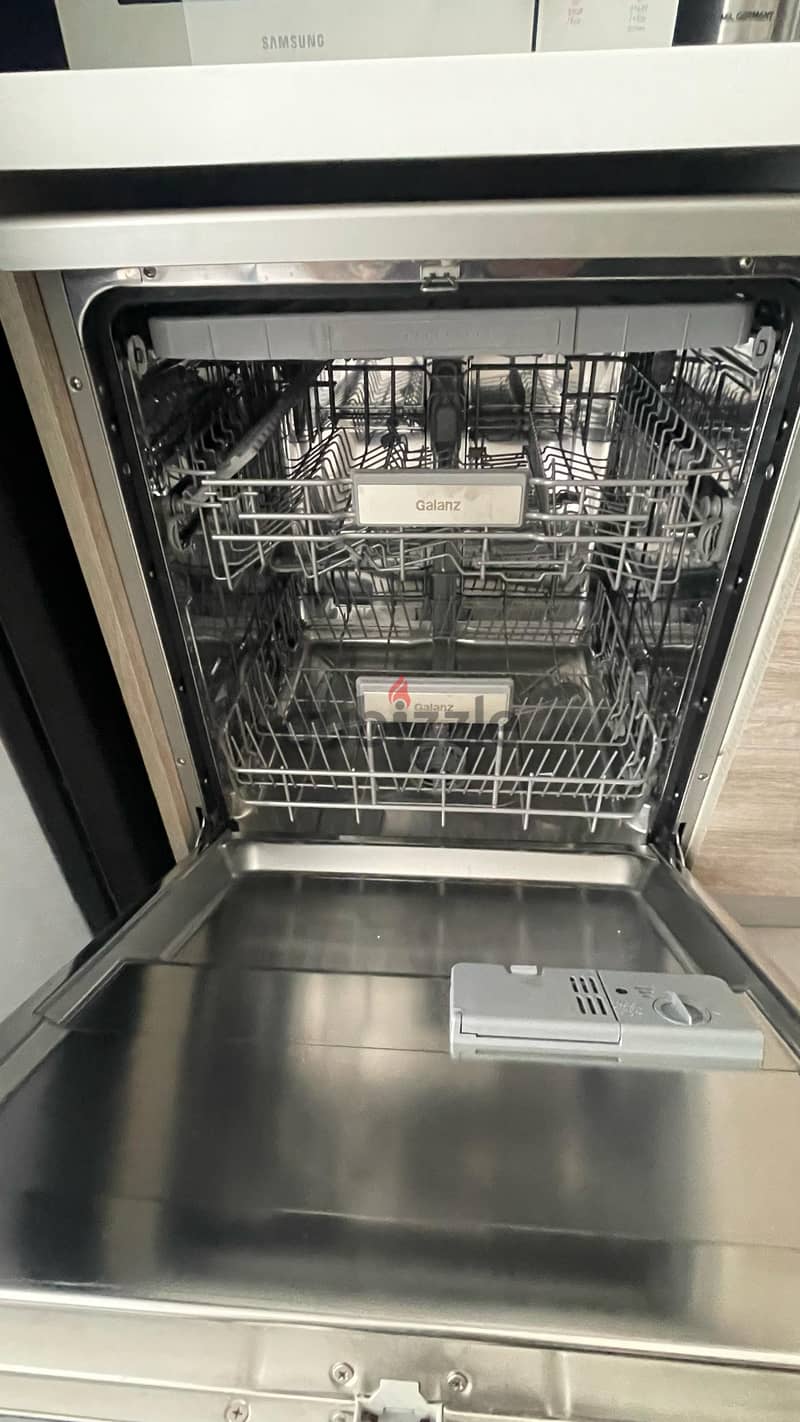 Refrigerator & Dishwasher For Sale - Brand New 1