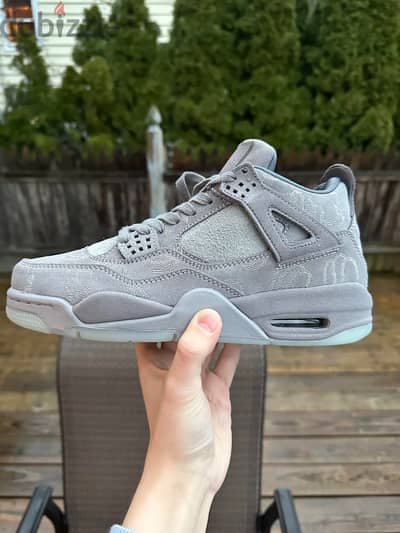 Jordan 4 Kaw Grey