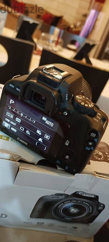 Canon 100D tutch screen 3