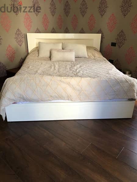 Bed with Mattress 160 cm 0