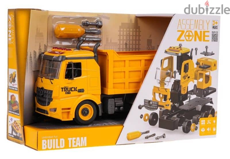 German store twisting dump truck 1