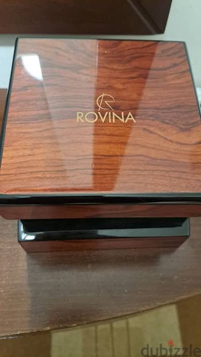 ROVINA watch