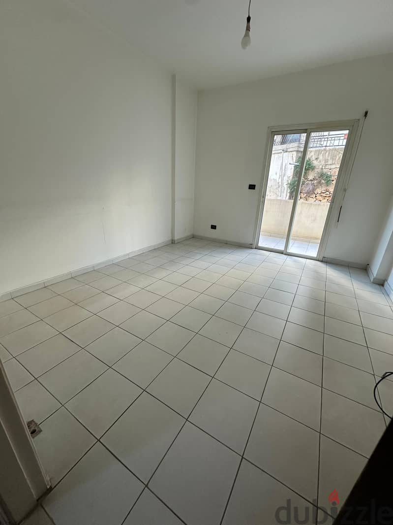 Apartment for rent in Awkar شقة للإيجار في عوكر 0