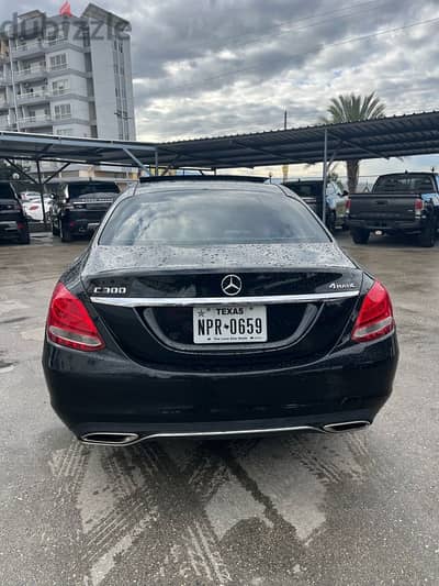 Mercedes-Benz C300 4matic 2016 Clean Carfax