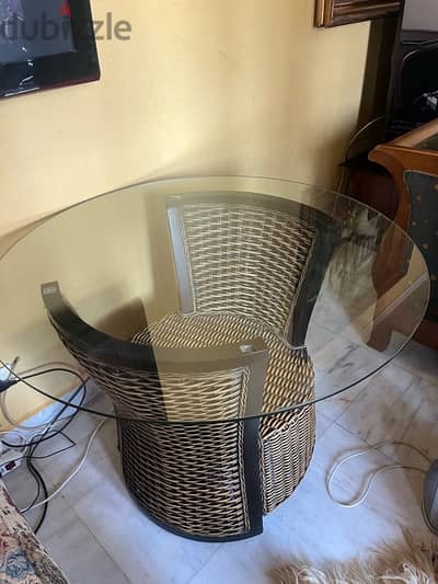 round table for 80$