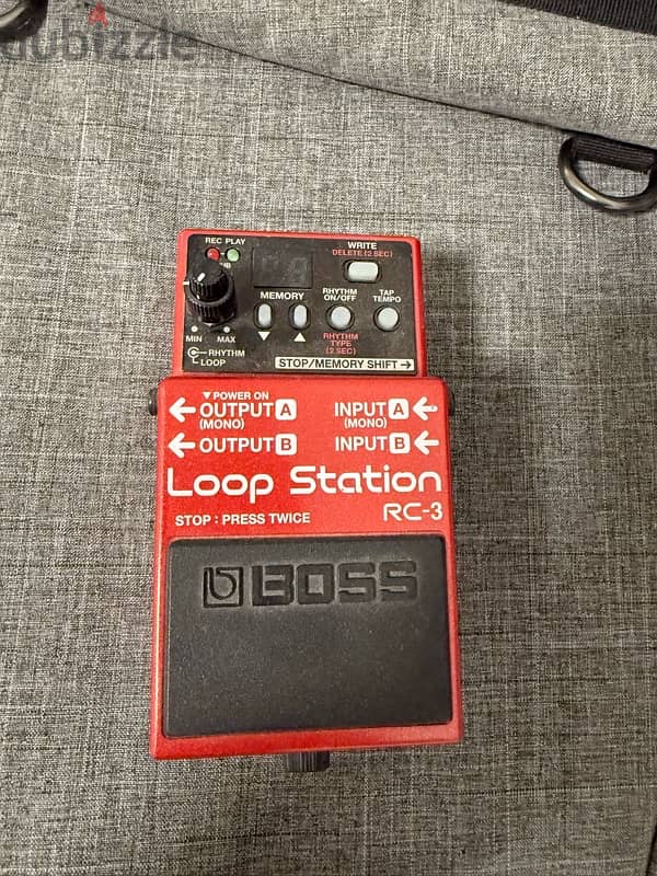 Boss Rc-3 loop station 1