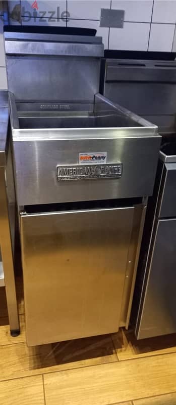 2 fryers for sale 1