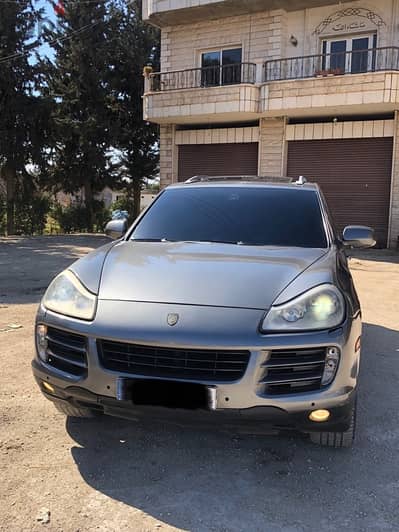 Porsche cayenne v6 model 2008 clean car