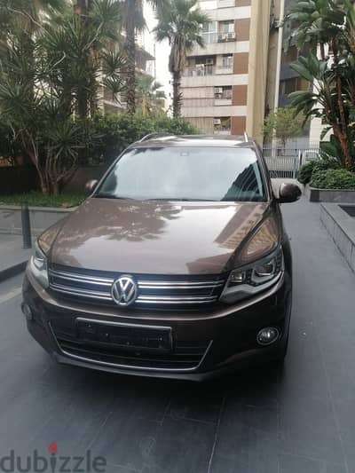 1 Owner - Dubai Source - Volkswagen Tiguan 2012