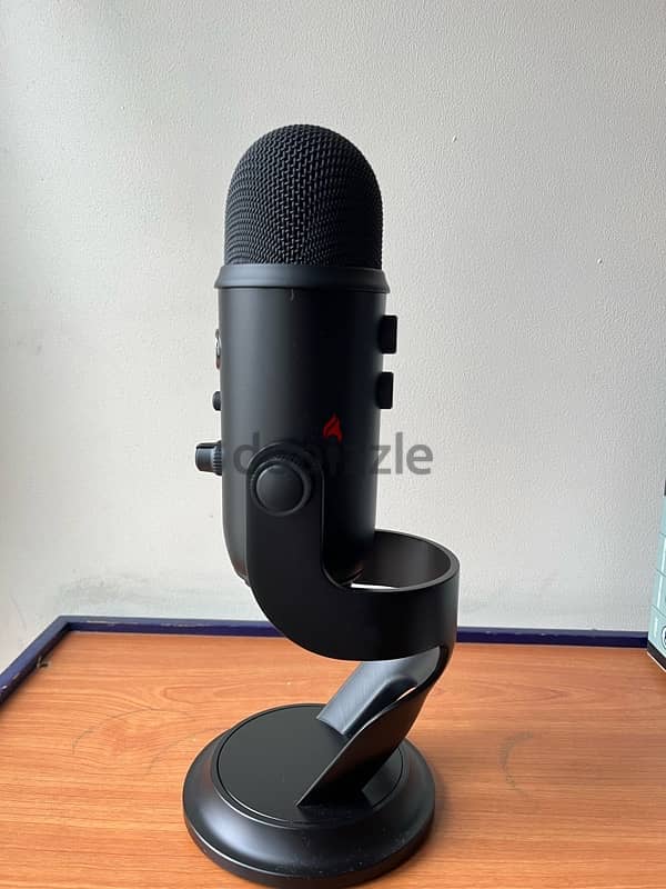 Blue Yeti Microphone 1