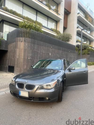 BMW 5-Series 2004