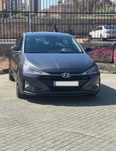 Hyundai Elantra 2019