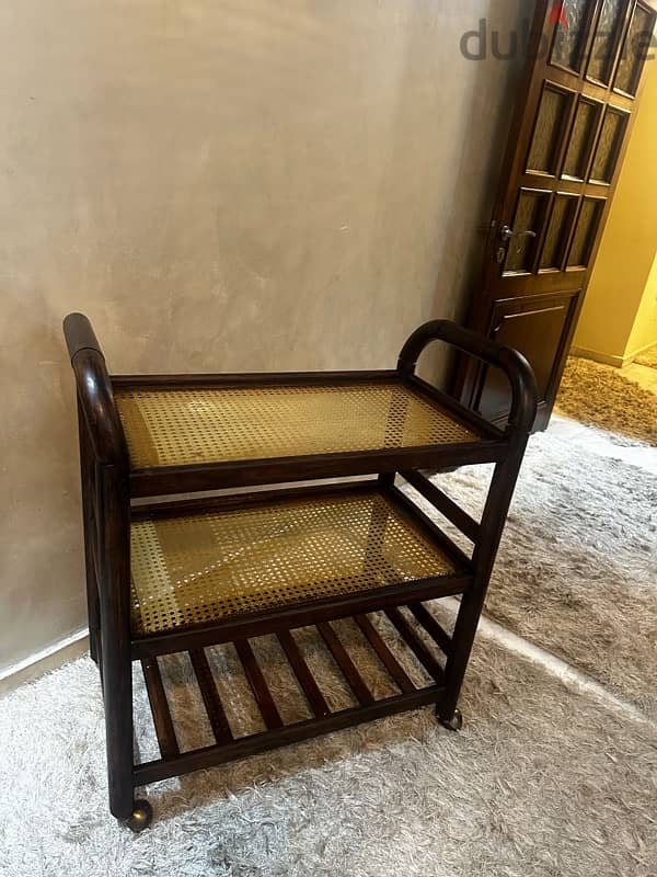 vintage rattan trolley in excellent condition. 125$ 4