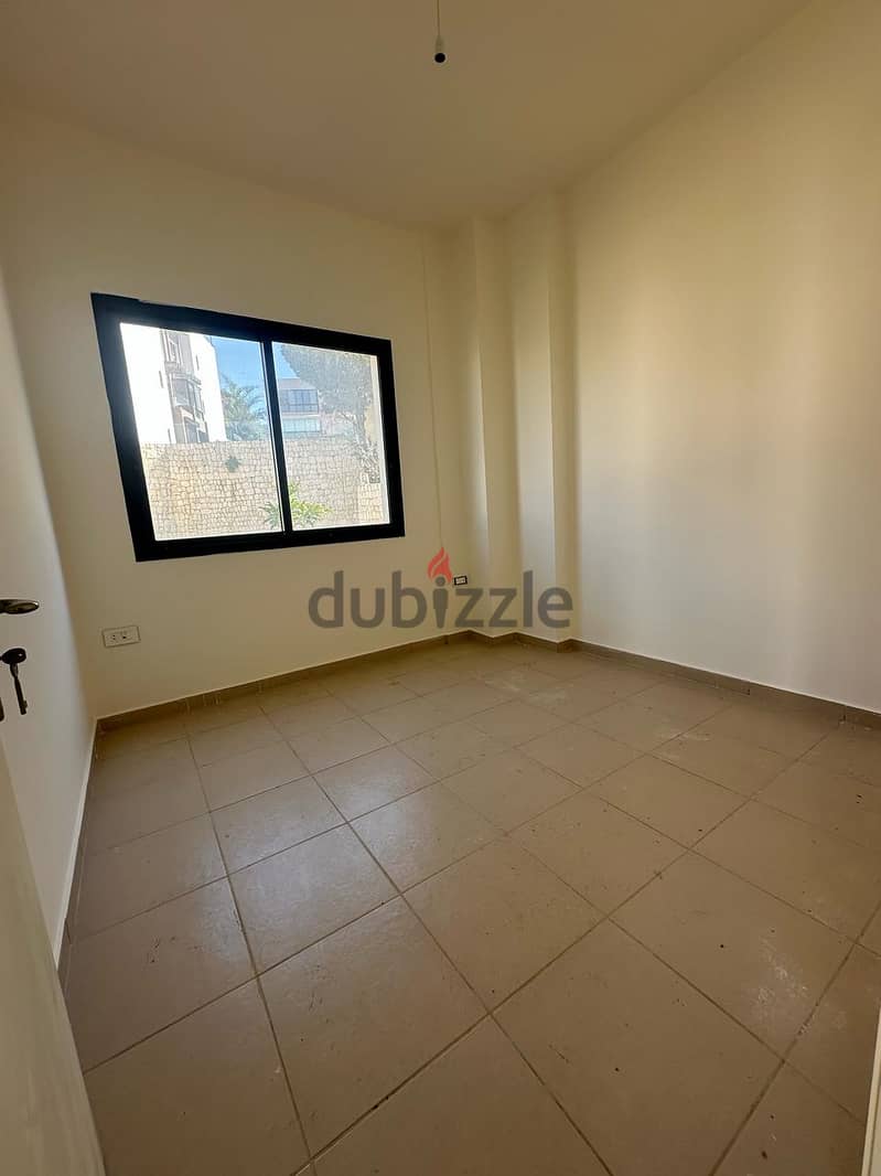 Apartment for sale in Bouar - شقة للبيع في البوار 0