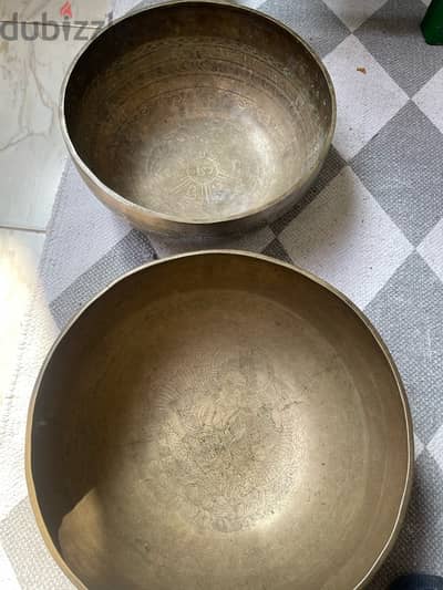 2 big singing bowls