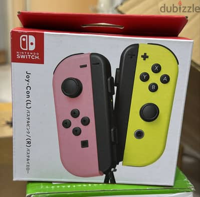 Nintendo Joy-con pastel pink/pastel yellow