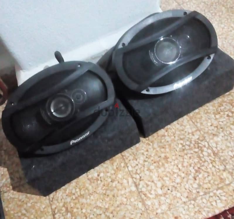 Pioneer car audio set 1