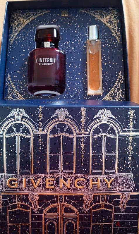 perfume GIVENCHY 1