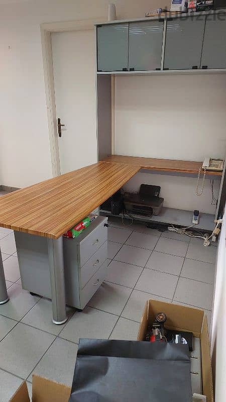 L-shape office desk 2