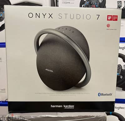 Onyx studio 7 black Exclusive & new offer