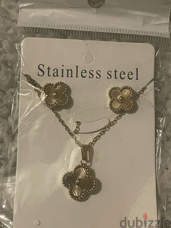 stainLess steel necklace & earrings 0