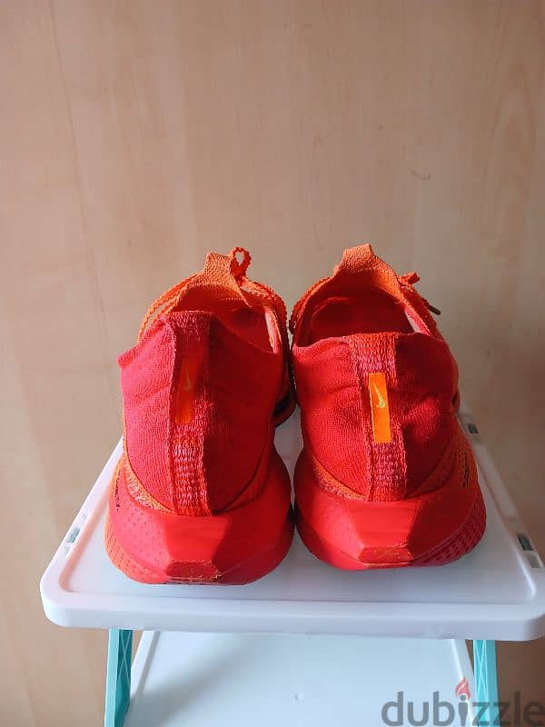 nike zoomx size 42 2