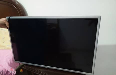 LG TV 32"