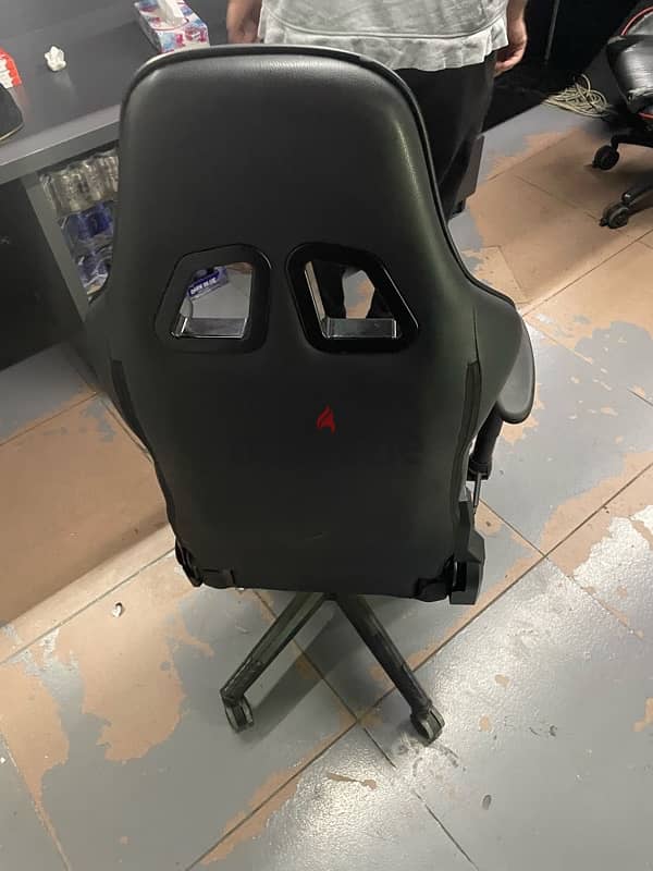 50$/ Gaming Chairs for sell, 10+ chairs \ 50$ 3