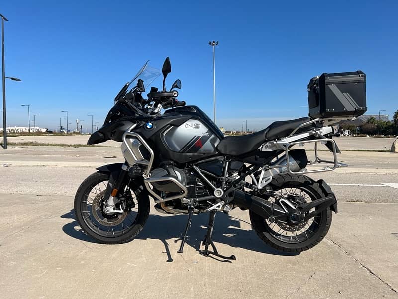 BMW triple black 1250 (company source) 0