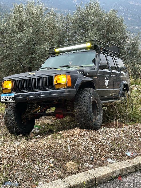 Jeep Cherokee 1990 0