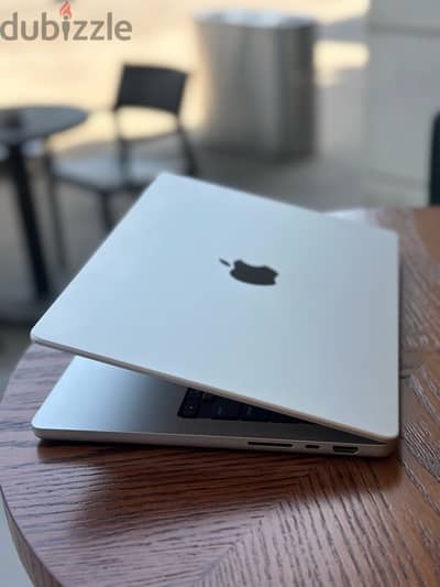 Apple macbook pro 16” (MUW73)-Ultimate power & performance