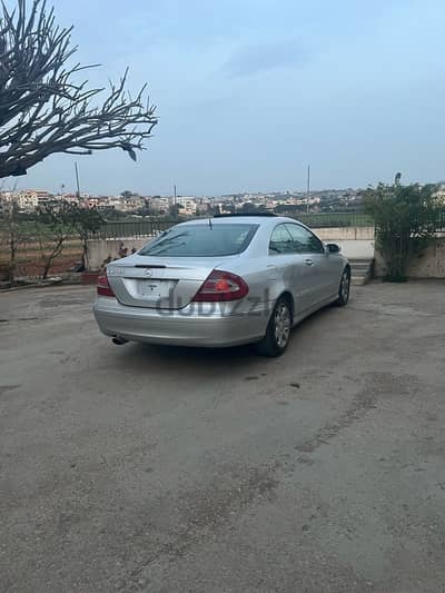 Mercedes-Benz CLK-Class 2003