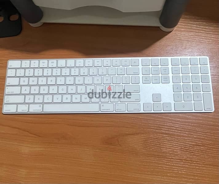 Apple Magic Keyboard with Numeric Keypad 0