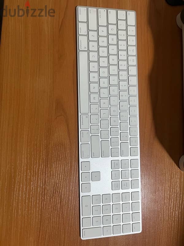 Apple Magic Keyboard with Numeric Keypad 1