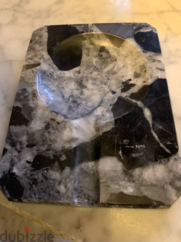 deluxe ashtray marble 18