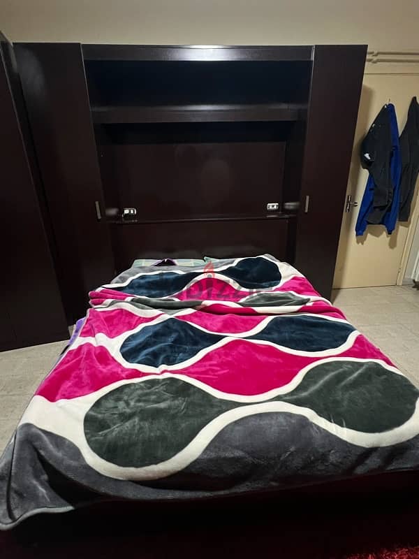 bedroom for sale/غرفة نوم للبيع 4