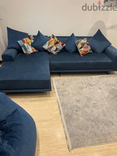 L shape sofa with 3 bean bags