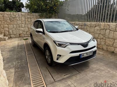 Toyota Rav 4 hybrid 2.5 German no damaged 2018