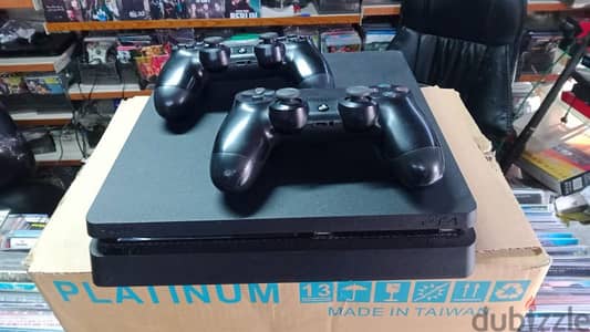 PlayStation 4 with 2 original controllers