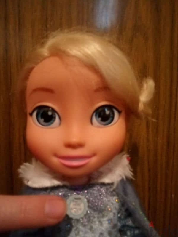 ELSA SINGING +TRADITIONS 35 Cm -FROZEN 2 as new mechanism doll=30$ 4