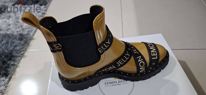 Lemon Jelly Boots 3