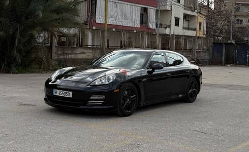 Porsche Panamera 4 2011