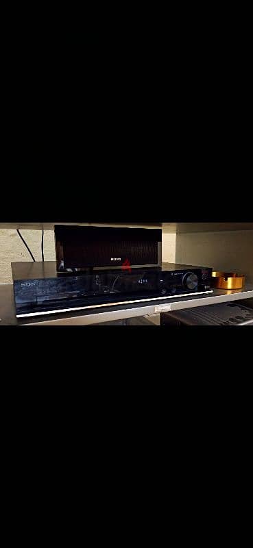 Sony surround system home theatre 5.1 1000 watts  serial num-HBD-DZ810 9