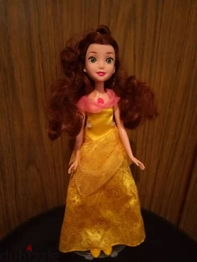 SHIMMERING SONG BELLE BEAUTY &The Beast Hasbro Musical doll=18$