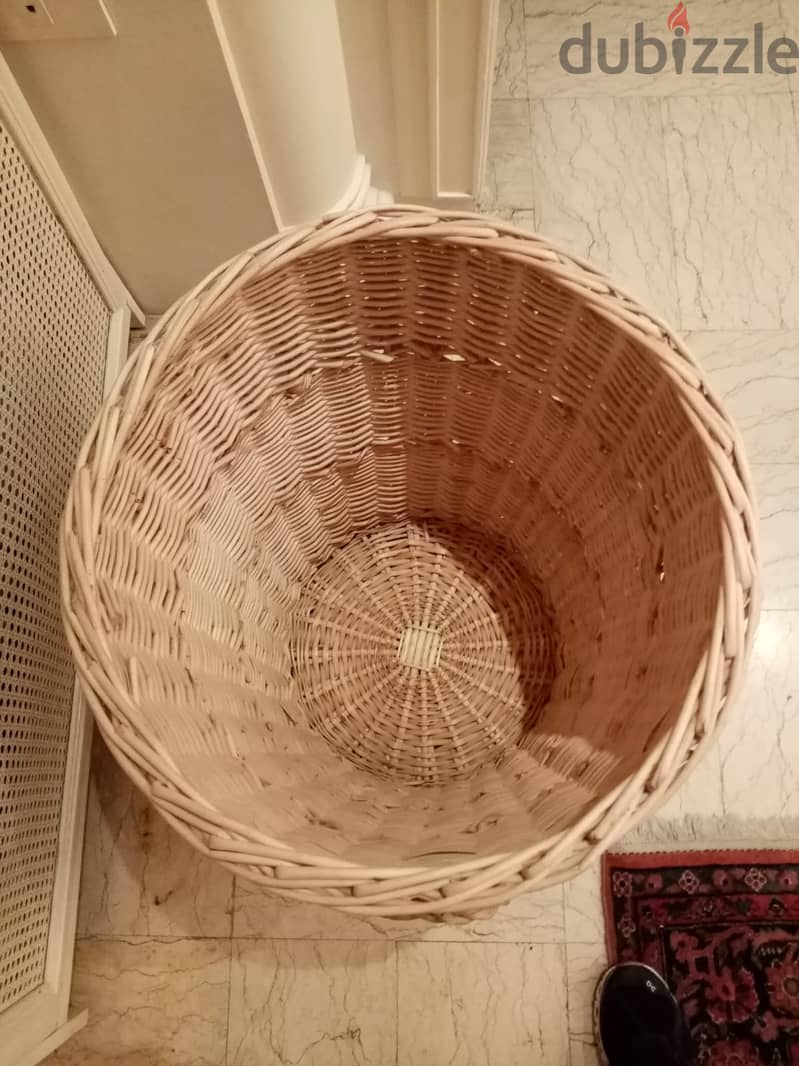 Beautiful Wicker Baskets (2 sizes) 2