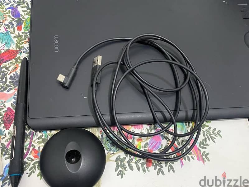 Wacom Intuos PRO tablet Medium NEW 5