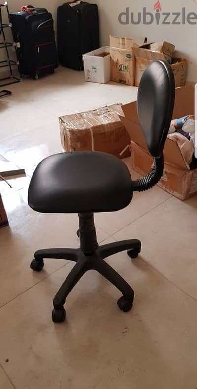 make up chair