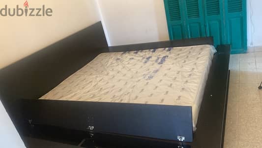 king size bed only 100$