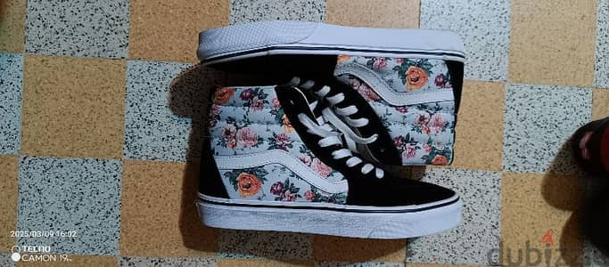 Vans off the wall shoes