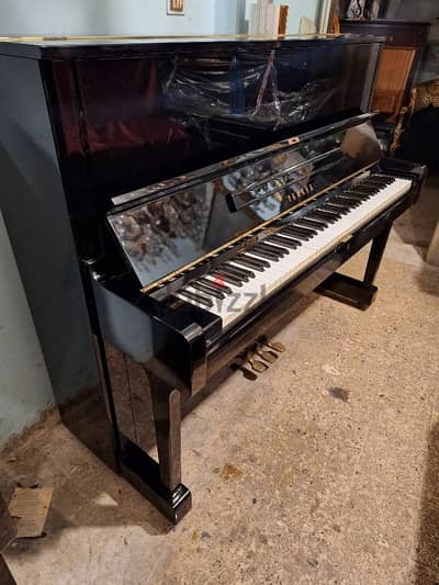 piano Yamaha u1 like new tuning warranty